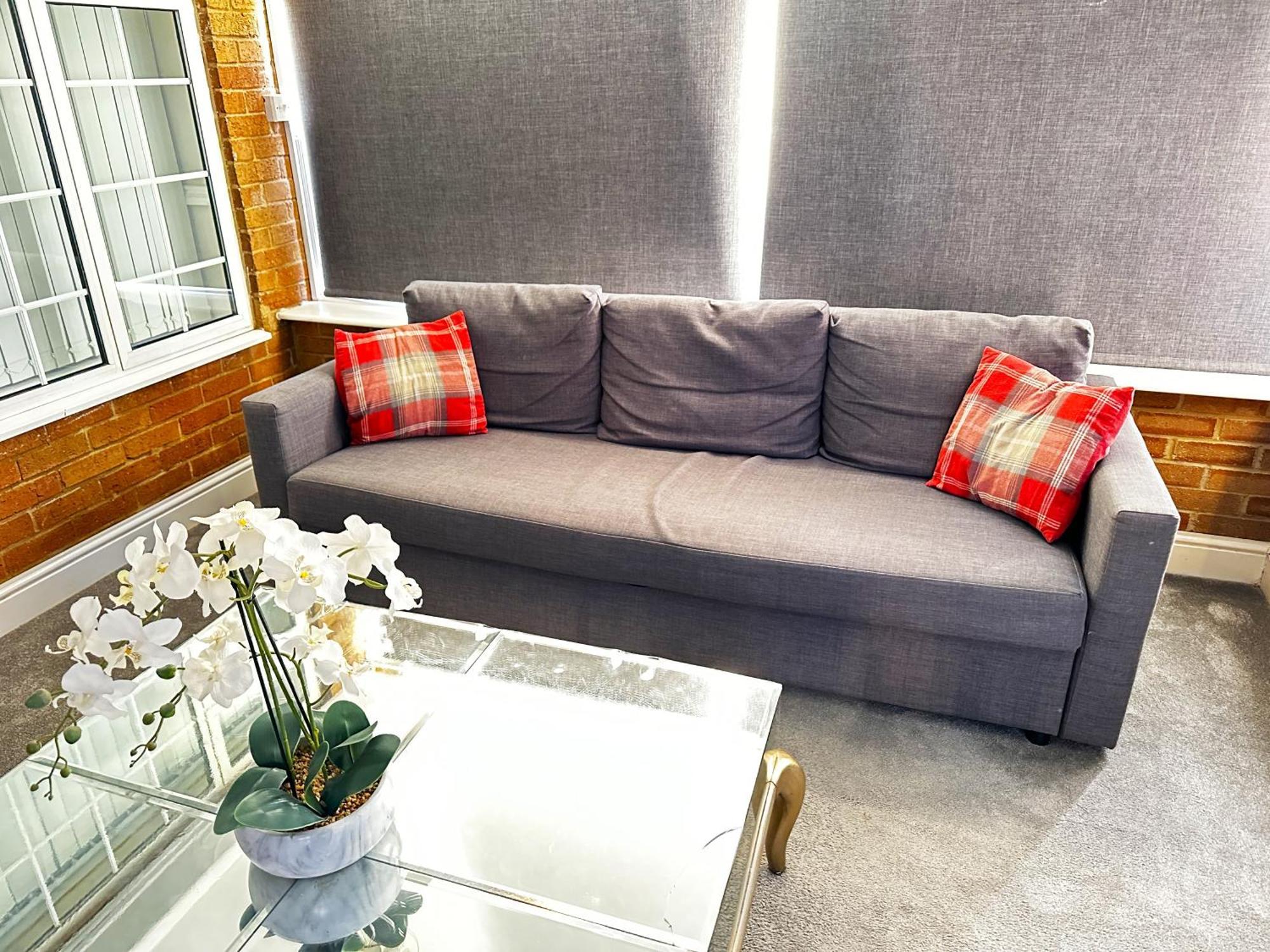 Kennedy Villa - 5 Bedroom House With Hot Tub, Wifi, Free Parkings, Close To Bicester Village Exteriör bild