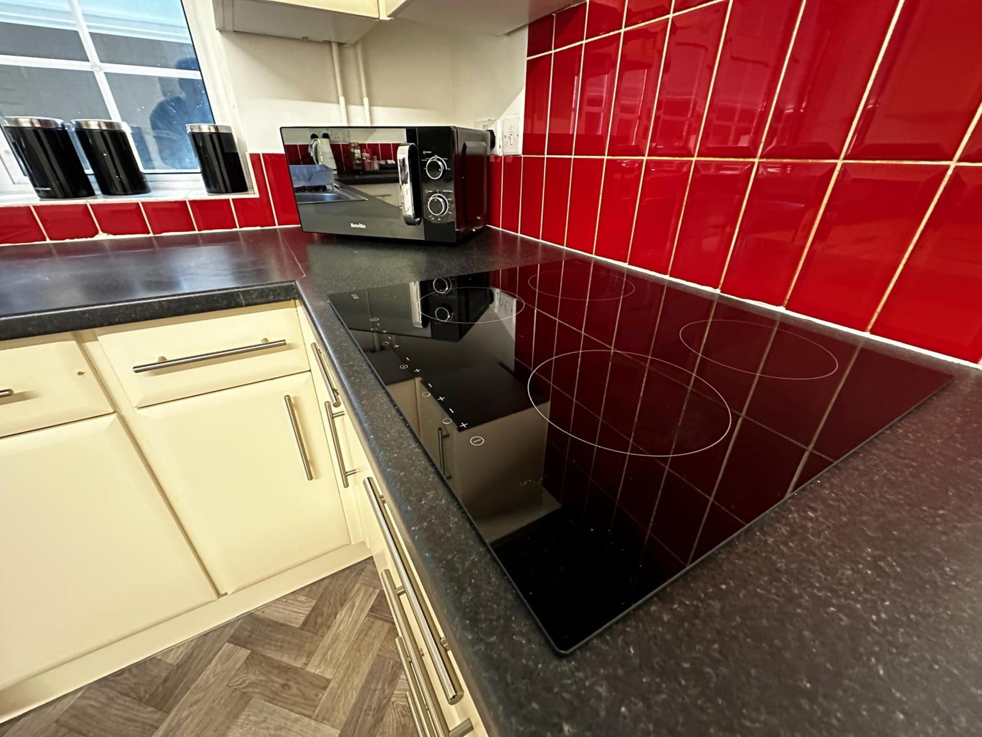 Kennedy Villa - 5 Bedroom House With Hot Tub, Wifi, Free Parkings, Close To Bicester Village Exteriör bild