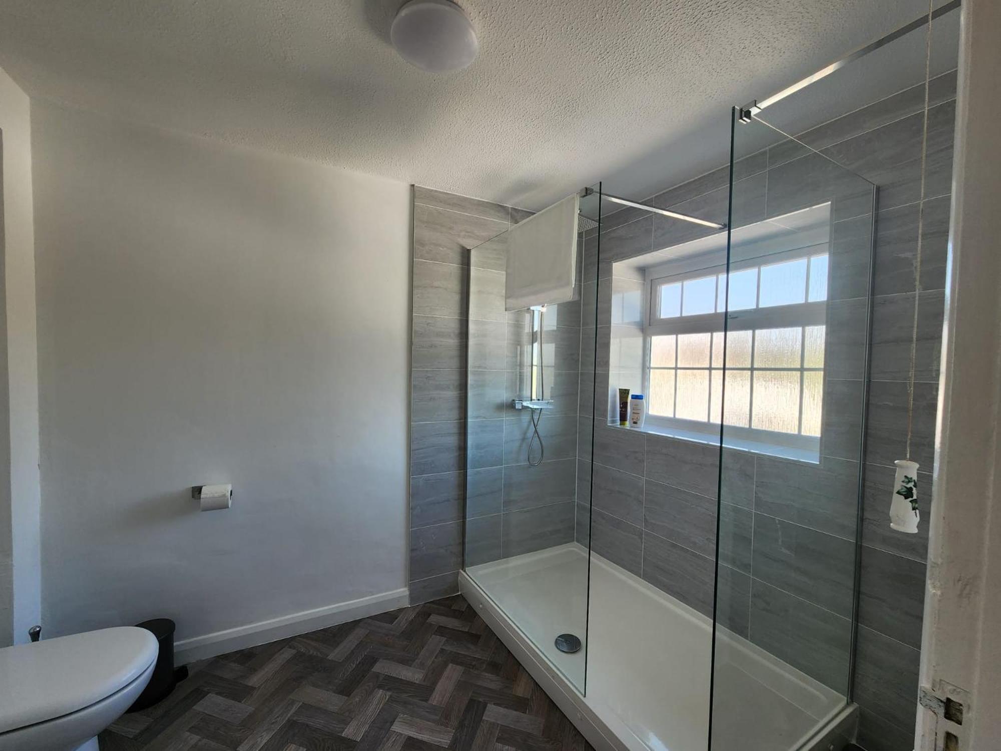 Kennedy Villa - 5 Bedroom House With Hot Tub, Wifi, Free Parkings, Close To Bicester Village Exteriör bild